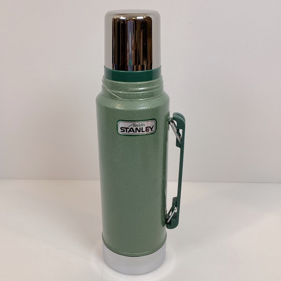 Stanley Aladdin Green Vacuum Bottle Thermos A-944DH Quart Vintage - Made in USA - Picture 1 of 9